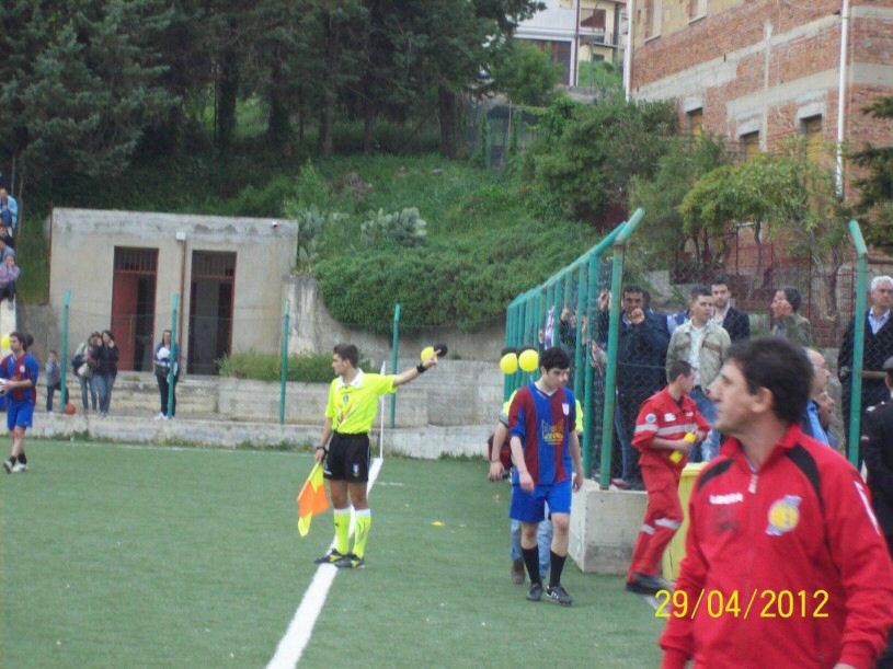 uscita dal Campo per crampi di Mascellino Gandolfo.jpg